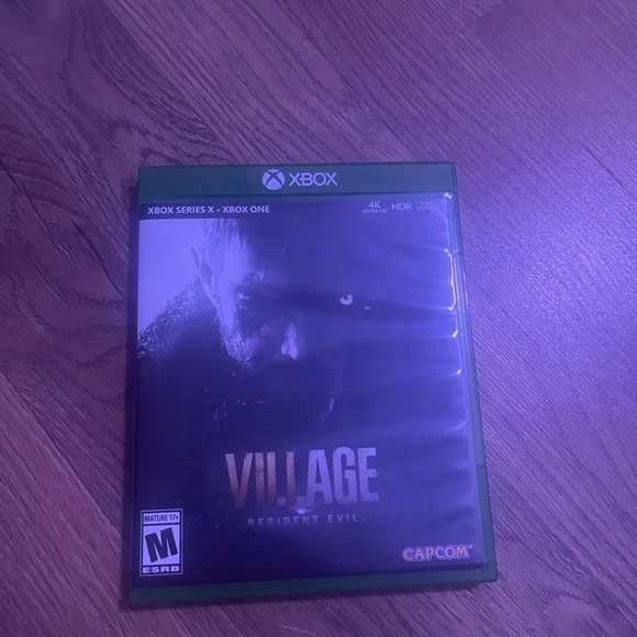 Resident Evil Village (VIII) Game for XBOX ONE Used Great Condition - Picture 1 of 2